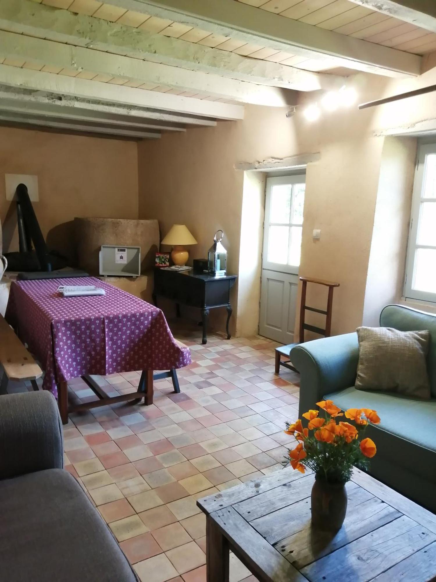 Bed and Breakfast La Jariette Airvault Екстер'єр фото