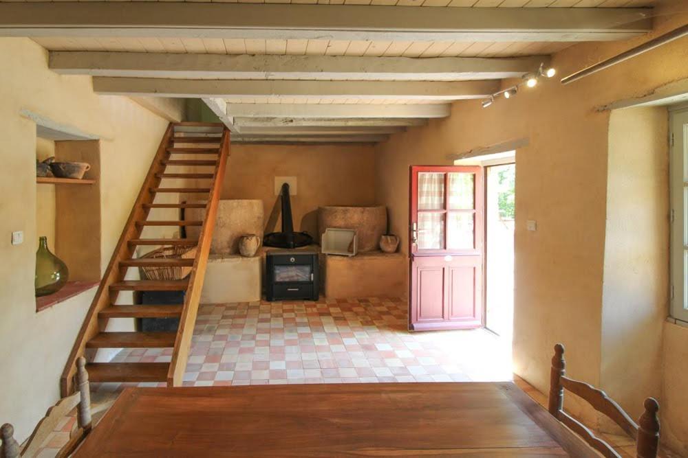 Bed and Breakfast La Jariette Airvault Екстер'єр фото